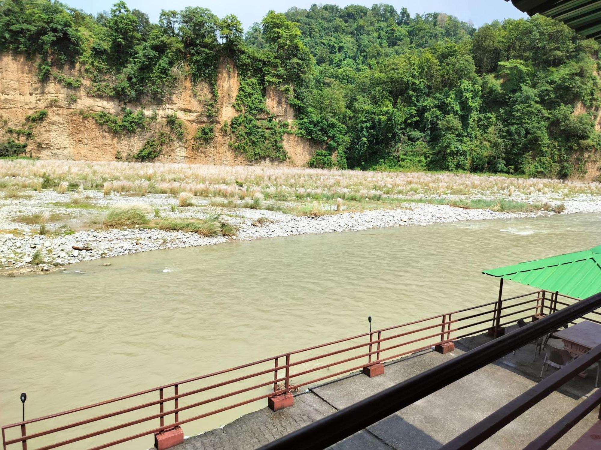 Bel-La Monde Hotel "Riverside" - Jim Corbett Garjia Exteriér fotografie