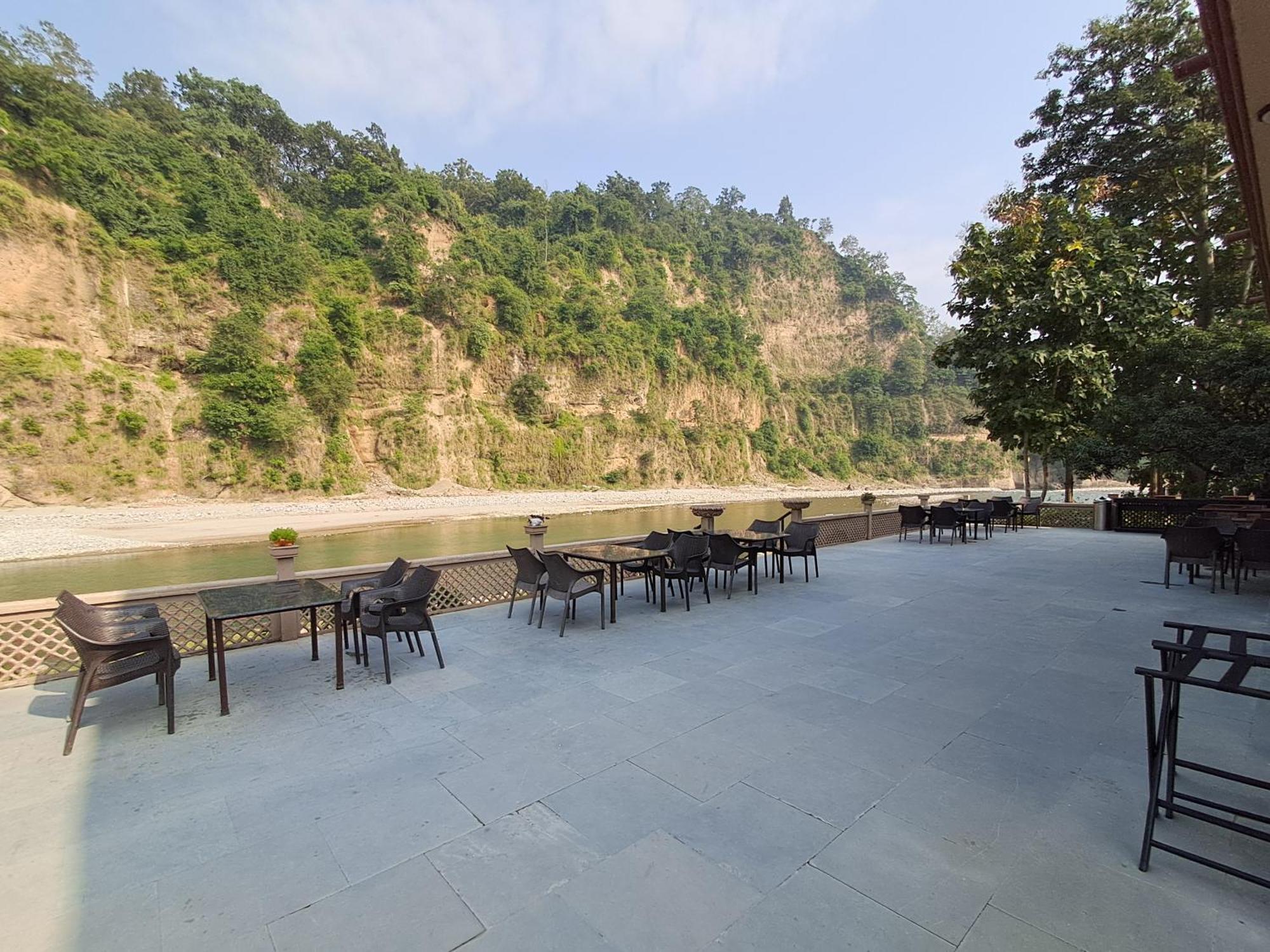 Bel-La Monde Hotel "Riverside" - Jim Corbett Garjia Exteriér fotografie