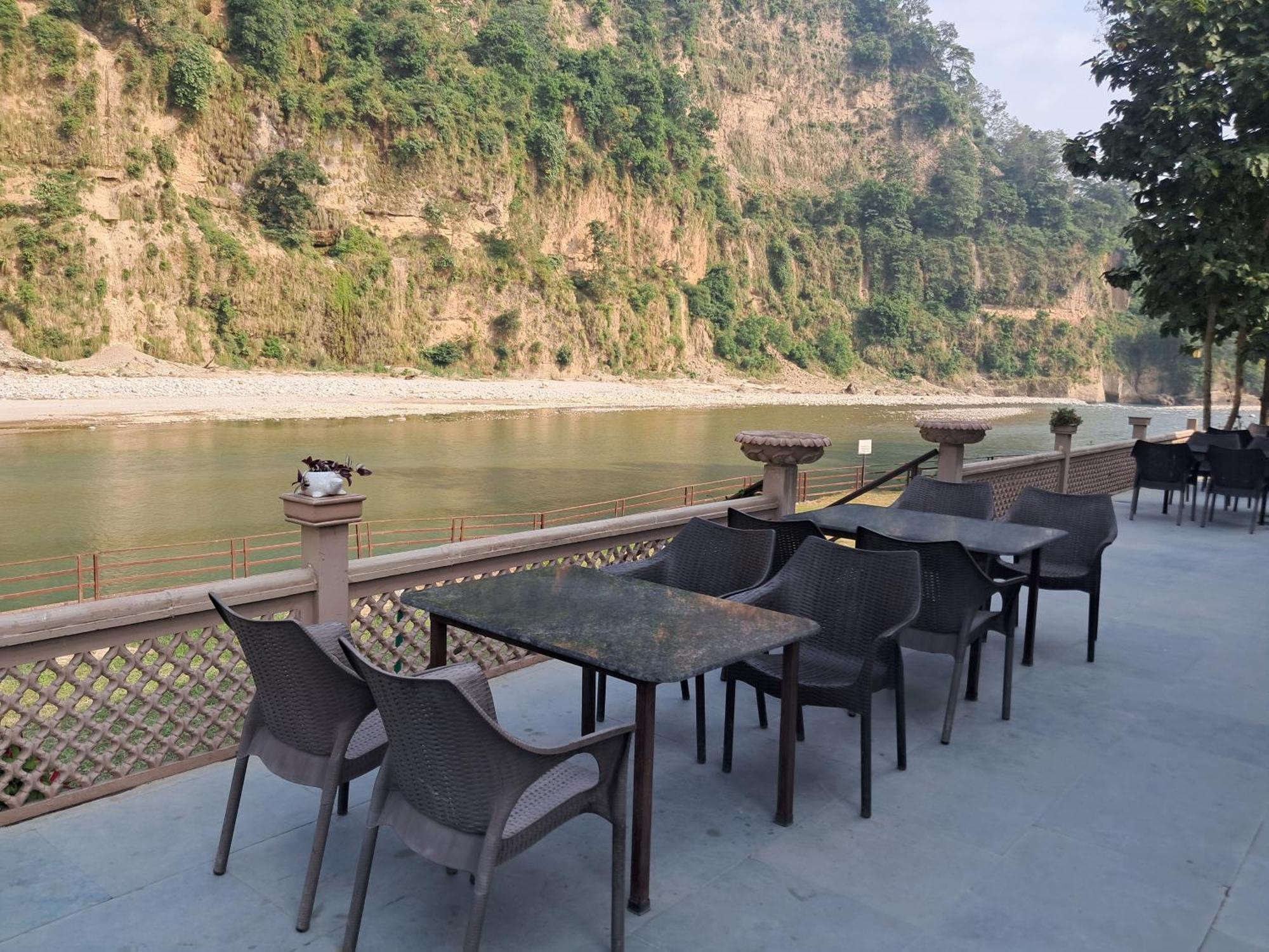 Bel-La Monde Hotel "Riverside" - Jim Corbett Garjia Exteriér fotografie