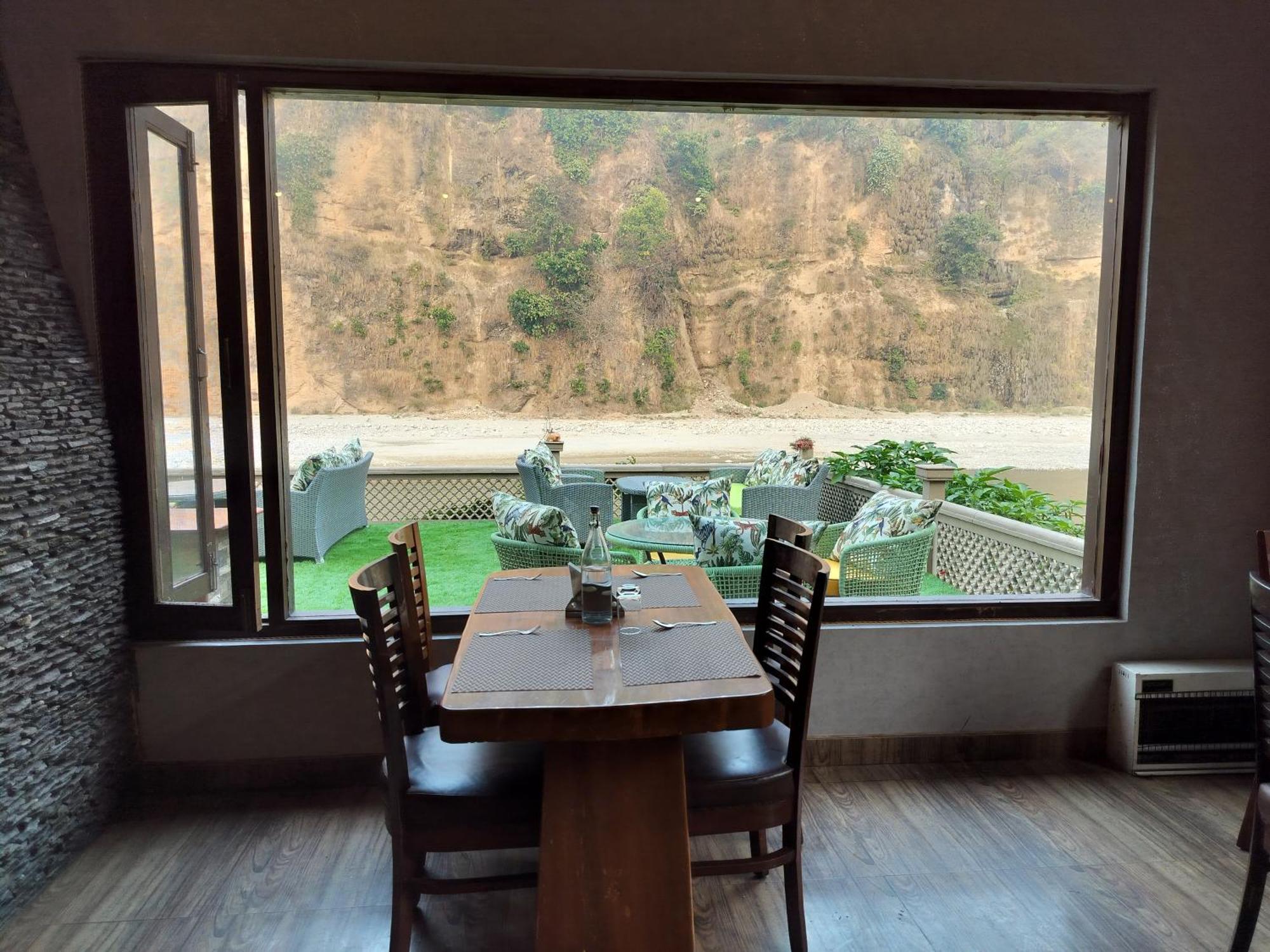 Bel-La Monde Hotel "Riverside" - Jim Corbett Garjia Exteriér fotografie
