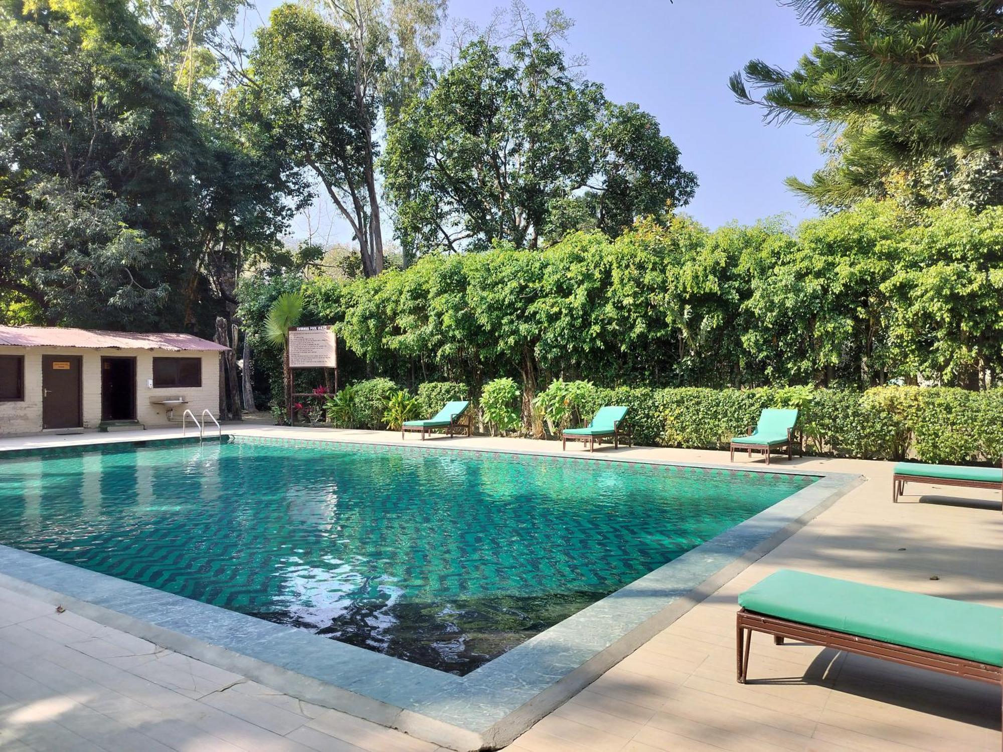 Bel-La Monde Hotel "Riverside" - Jim Corbett Garjia Exteriér fotografie